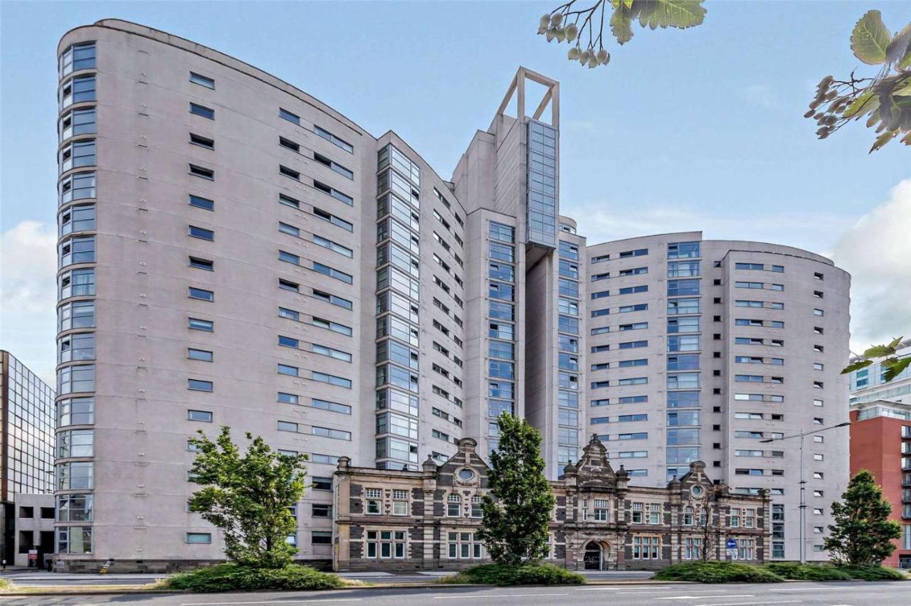 Fantastic And Modern City Centre Flat With Free Parking! Cardiff Exterior foto
